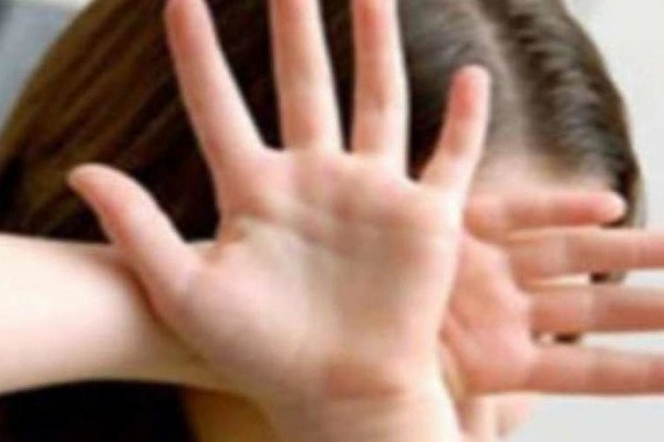 В России участкового задержали по делу об изнасиловании 12-летней девочки