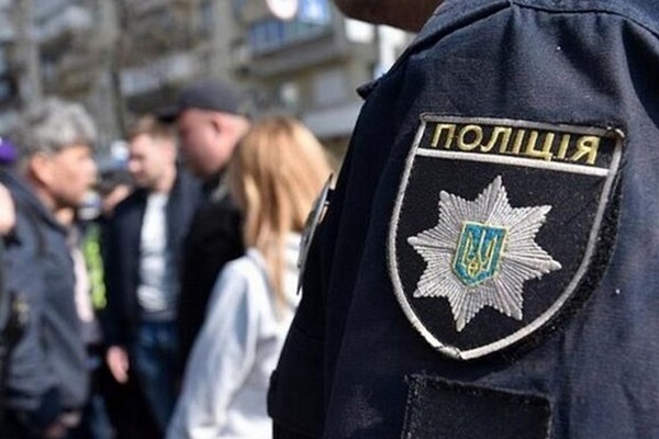 В Одессе пьяный хулиган избил полицейского