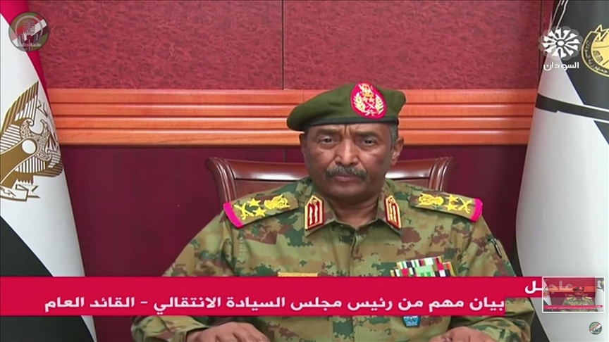 Генерал Судана объявляет чрезвычайное положение и распускает правительство