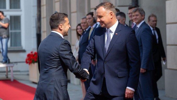 Президенты Украины и Польши обсудили гибридную атаку на свои страны