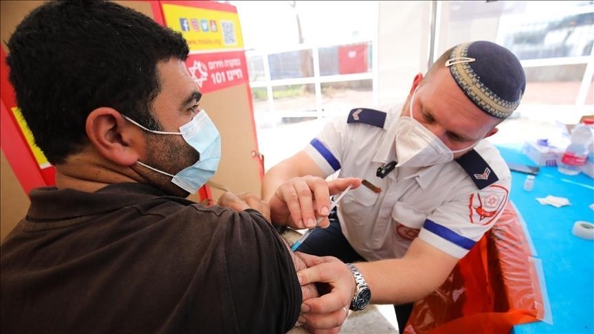 Израиль закрывает границы из-за нового штамма коронавируса