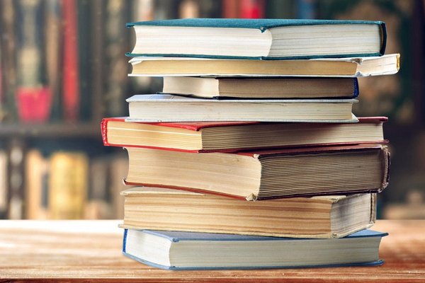 В Украине приняли закон о качестве учебной литературы