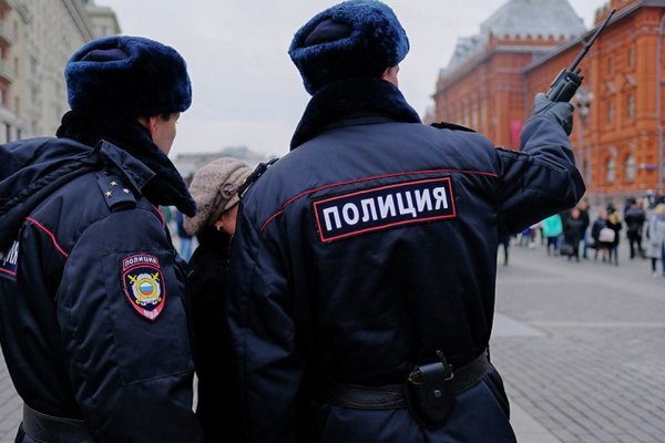 В России расширяют полномочия полицейских