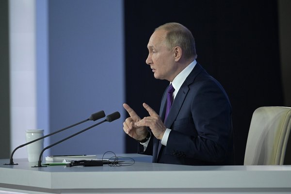 Путин считает, что Зеленский попал под влияние радикальных элементов