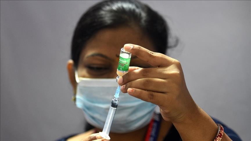 Более 60% населения Индии полностью вакцинировано