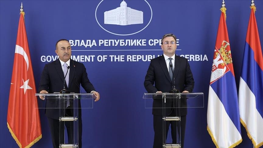 Главы МИД Турции и Сербии провели телефонные переговоры