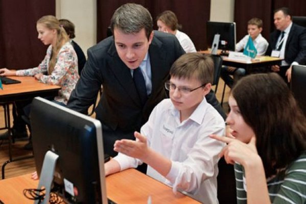 В школах Украины разрешат работать людям без педагогического образования