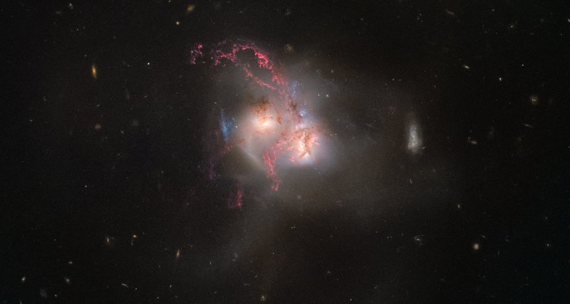 Как выглядит столкновение галактик?