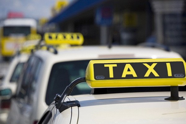 На Мальте запустят бесплатное такси для пожилых людей