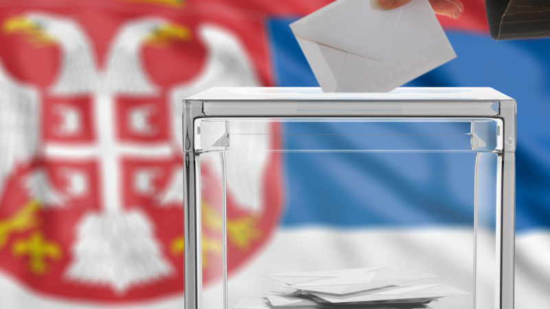 Комиссия «наблюдает» за исключением албанцев из списков избирателей накануне выборов в Сербии