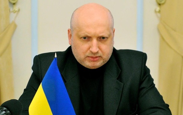 Турчинов заявил, что власти могут ввести систему фиксации пребывания россиян на территории Украины