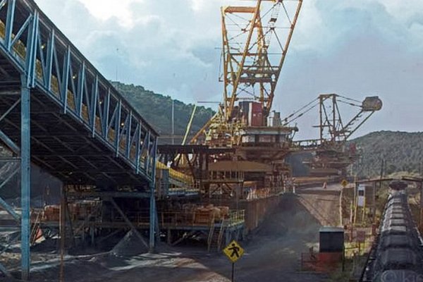 Валютная выручка от экспорта железной руды упала за полгода на 45%