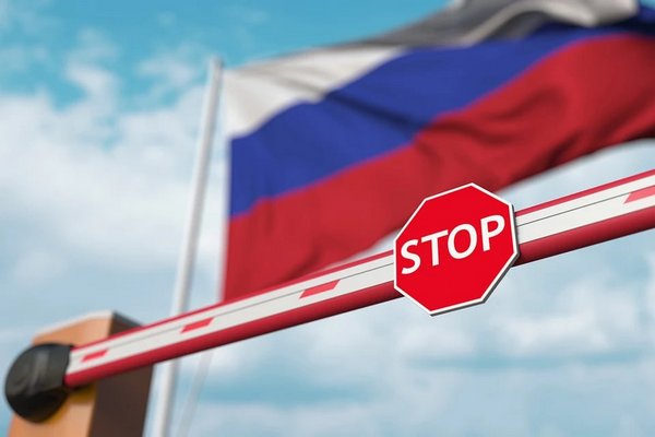 Санкции обрушили почти половину российского экспорта в ЕС