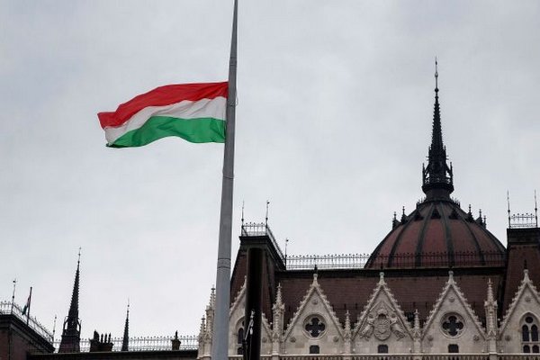 Венгрия еще рассчитывает на получение 7,5 млрд евро от Еврокомиссии