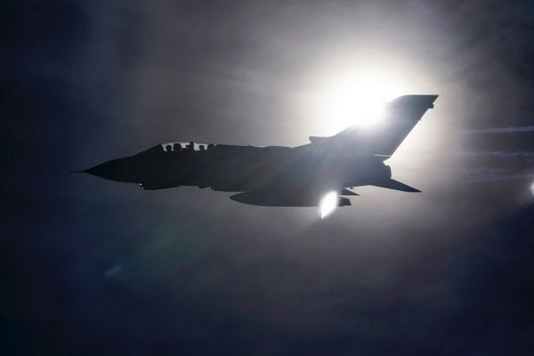 Китай вербует пилотов британских ВВС, - The Guardian