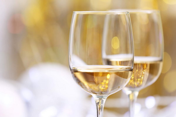 Особенности изготовления и разнообразие белых вин