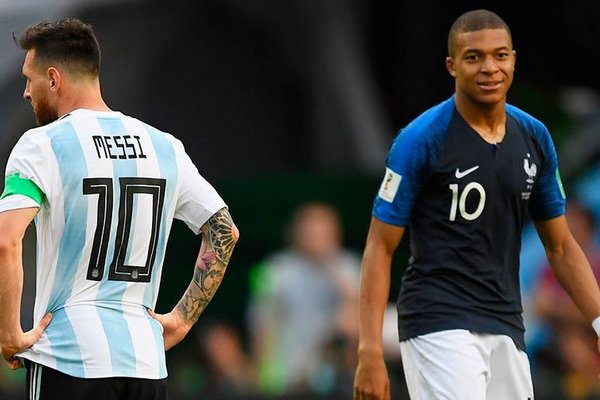 В финале ЧМ-2022 сыграют Франция и Аргентина