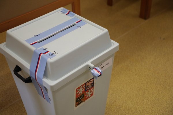 82% чехов поддерживают прямые выборы президента