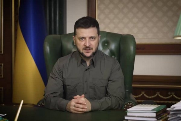 Зеленский сообщил об «очень сложной» ситуации на восточных фронтах