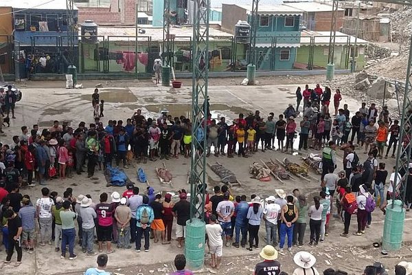 Жертвами селевых потоков на юге Перу стали около 40 человек