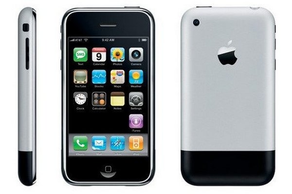 iPhone первого поколения продали на аукционе за 63 тысячи долларов