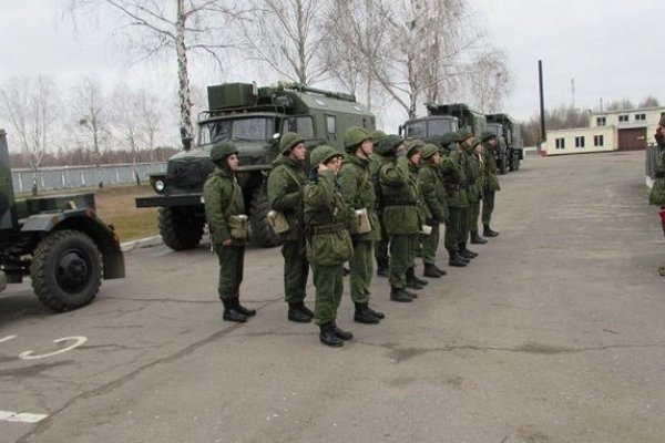 Россия снова продолжила военные учения в Беларуси