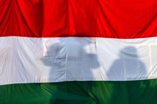 Венгрия обещает сохранить транзит украинской агропродукции