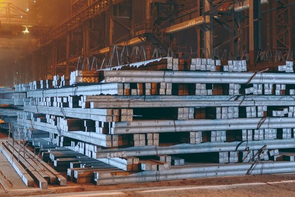Металлургические предприятий Украины в апреле увеличили экспорт полуфабрикатов на 17%
