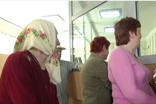 Задержка пенсий: часть украинцев может не получить выплаты вовремя