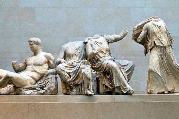 В Грецию после 17 лет судебных споров вернутся сотни древних артефактов