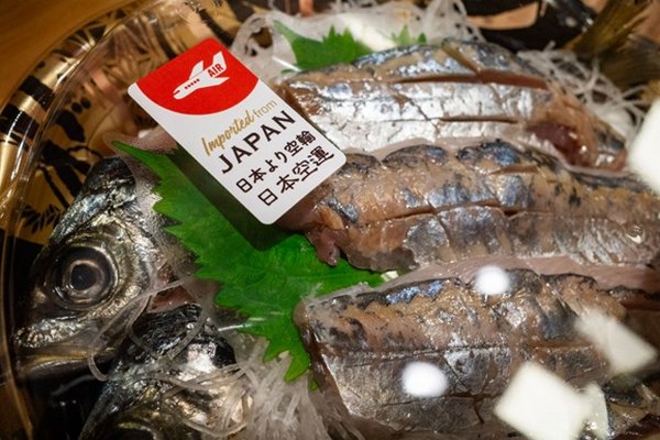 Япония призвала Китай отменить запрет на импорт морепродуктов