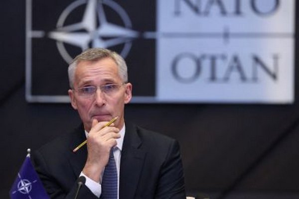 Столтенберг говорит, что не согласится быть генсеком НАТО еще год