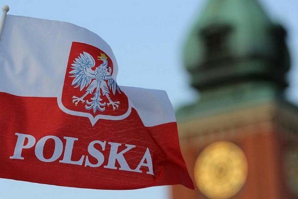 В Варшаве признали, что Украина приглашала Польшу на оборонный форум, и извинились