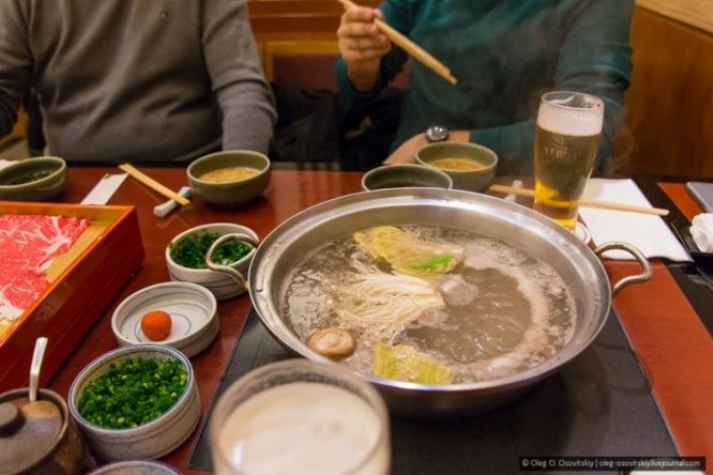 В киевском ресторане нашли суп за почти 8 тысяч гривень