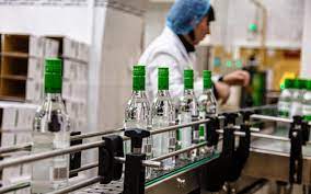 Украинские алкогольные компании увеличили экспорт, производство продовольствия упало