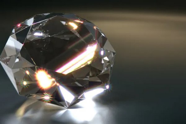Запрет Евросоюзом российских алмазов официально вступил в силу