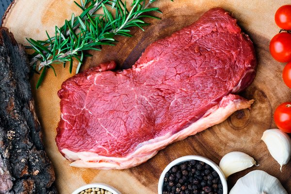 Как быстро разморозить мясо: четыре способа