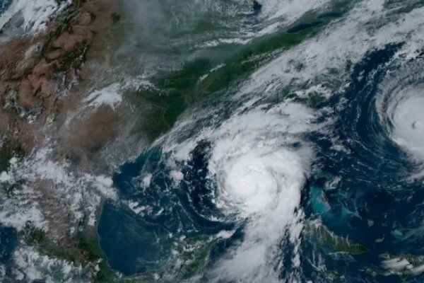 Планету ждет адский сезон ураганов: активность штормов составит невероятные 170%