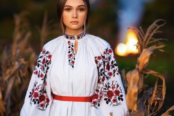 День вышиванки-2024: когда одеваем колоритный украинский наряд