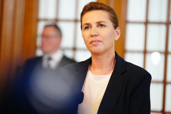 Мужчину, ударившего премьера Дании, поместили под стражу до 20 июня