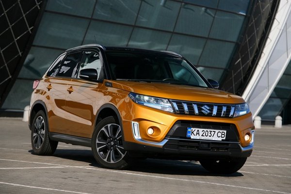 Suzuki Vitara Hybrid: новый взгляд на любимый кроссовер