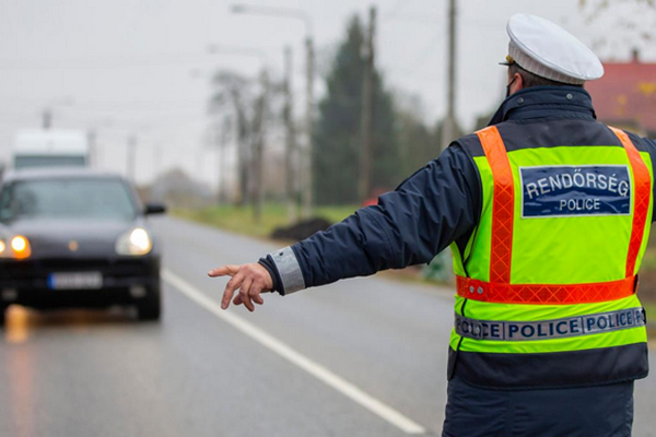 В Венгрии под колесами авто погибла украинка с ребенком