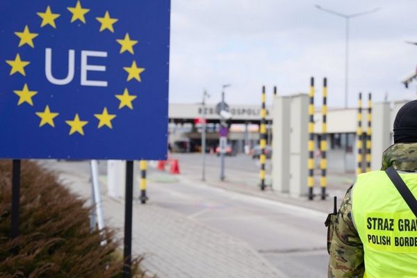 Прощай, штамп в паспорте: как система EES изменит путешествия по Европе
