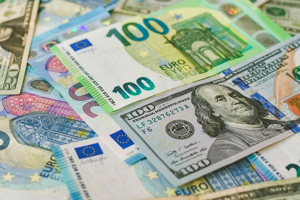 Финансовая нагрузка на граждан ФРГ: госдолг превысил 2,5 триллиона евро