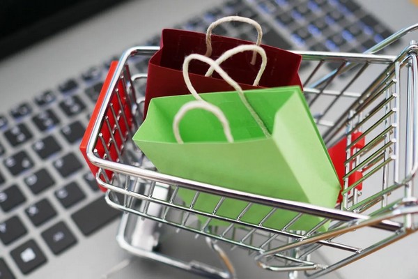 Новые правила налогообложения: как украинцев обяжут платить за онлайн-продажи