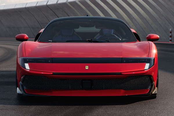 Возвращение легенды: Ferrari представила Testarossa с гибридным мотором