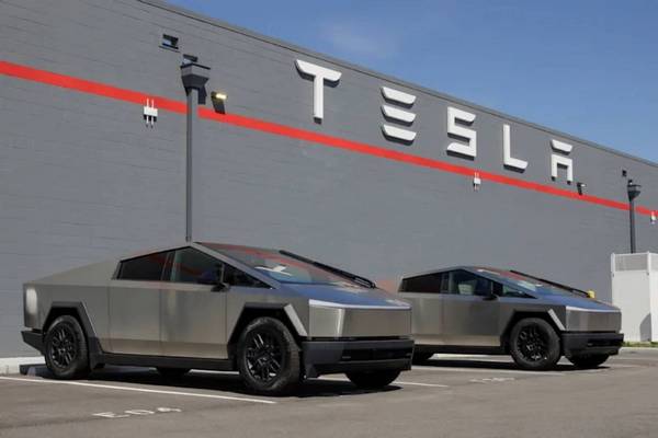 Cybertruck RWD: провал в продажах заставил Tesla пересмотреть стратегию