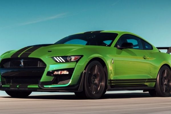 Производительность V8 и гибридная экономичность: Ford тестирует новый Mustang