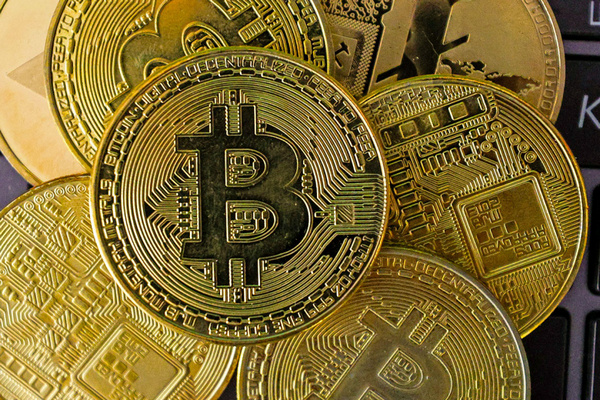 Перевод 150 BTC: Сигнал к продаже или просто «цифровой переезд»? Анализ влияния на рынок