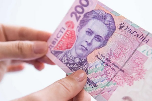 Семейный долг: Как распределяется пенсия, если у пенсионера на содержании есть родственники